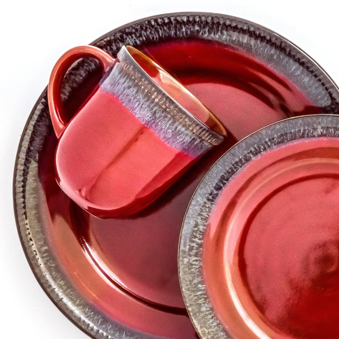 Painted Canyon 16 Pieces Dinnerware Set, Red