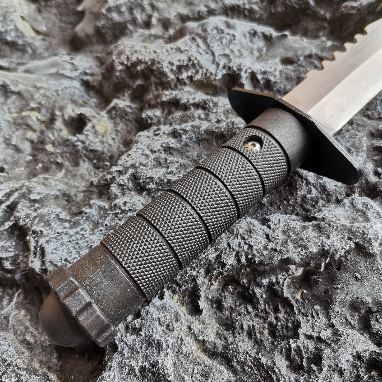 7 Steel Sanding Light Tactical Straight Knife Jungle Camping Self-defense Straight Knife ABS Handle Hunting Knife